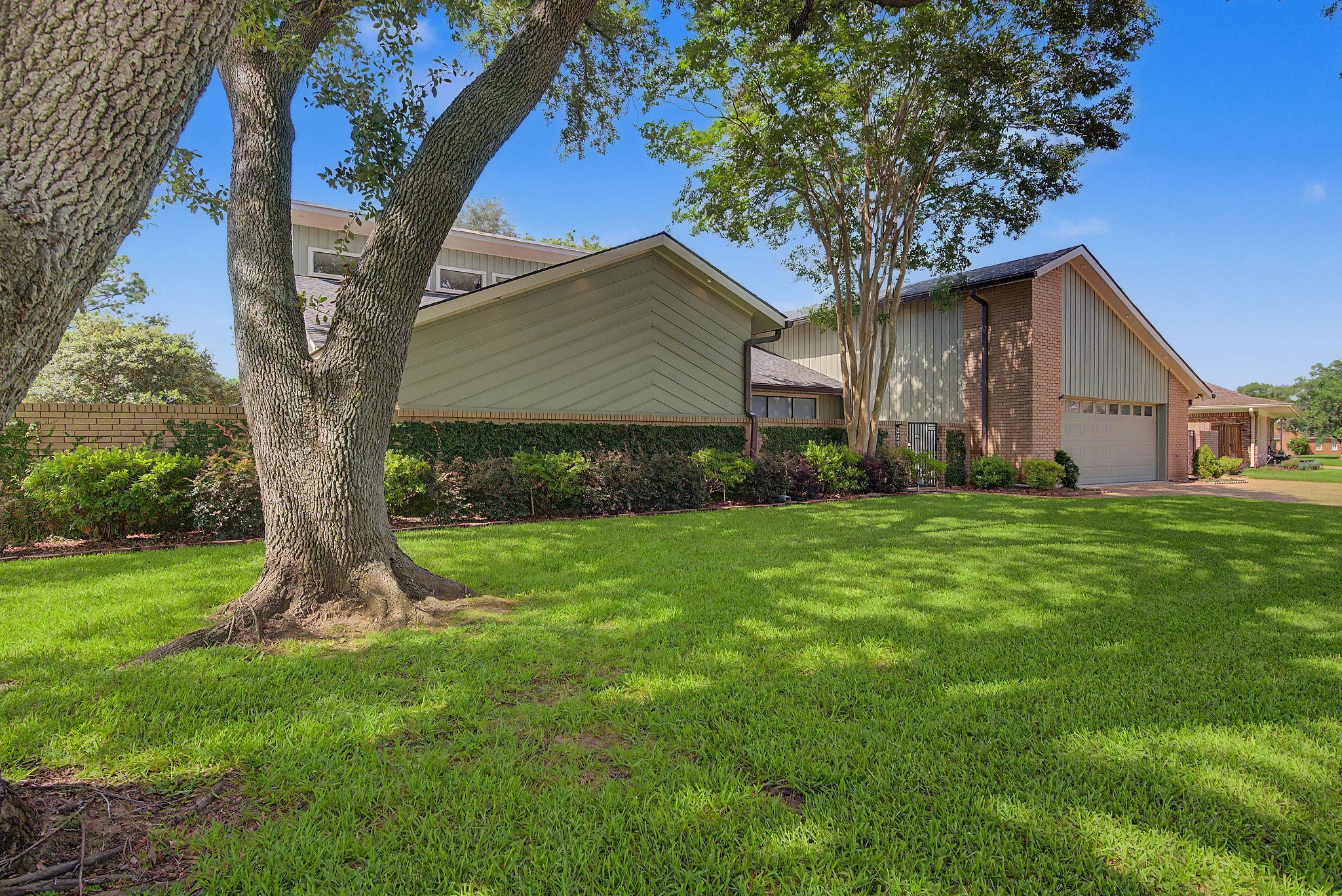223 Summit Drive Bossier City LA 71111