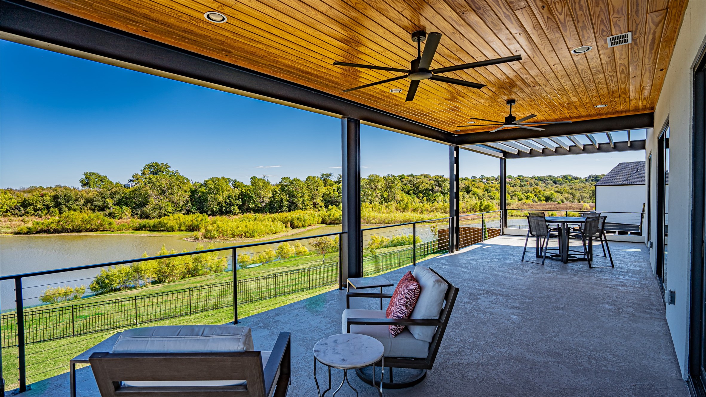 1424 Isle Cove Drive Arlington TX 76005