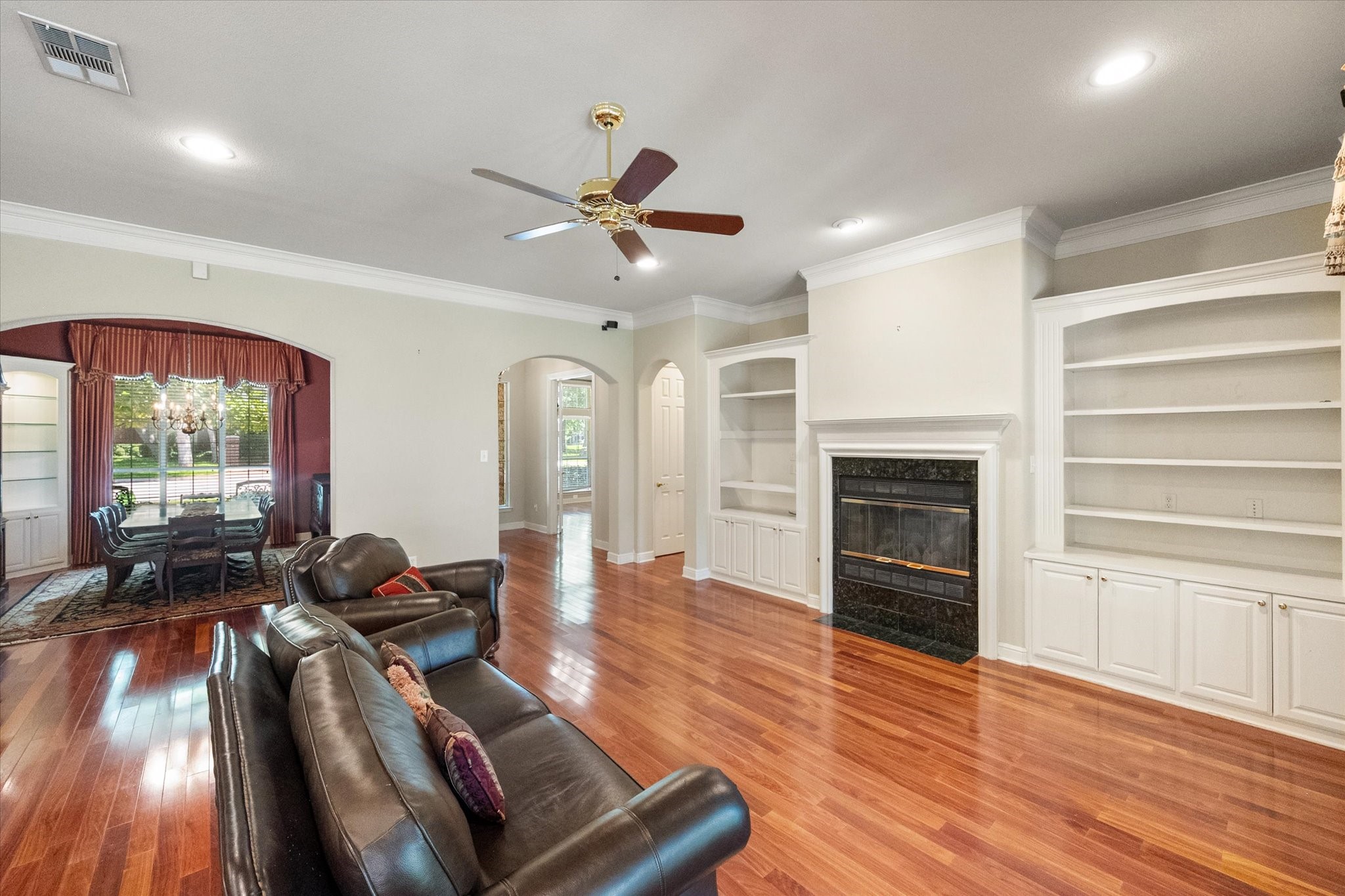 6100 Forest River Drive Fort Worth TX 76112