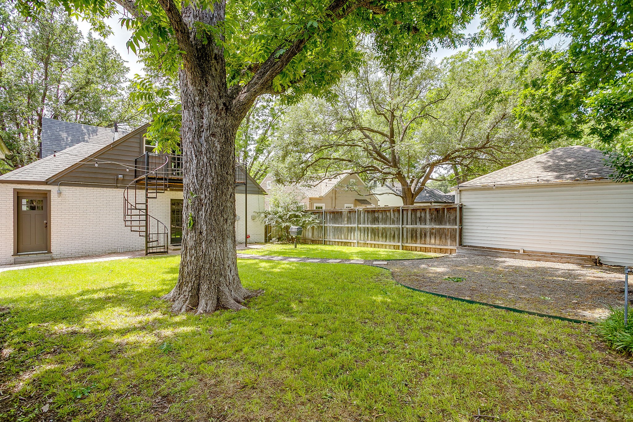 4004 El Campo Avenue Fort Worth TX 76107