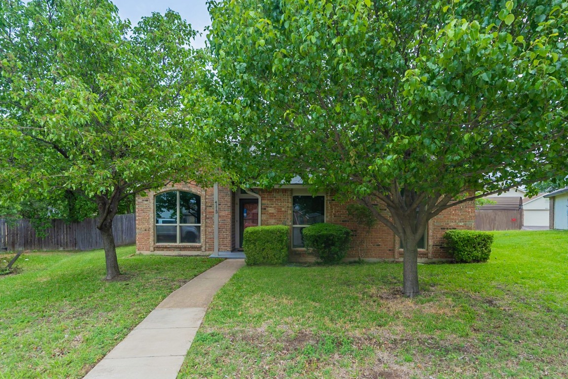 4113 Stinwick Lane Grand Prairie TX 75052