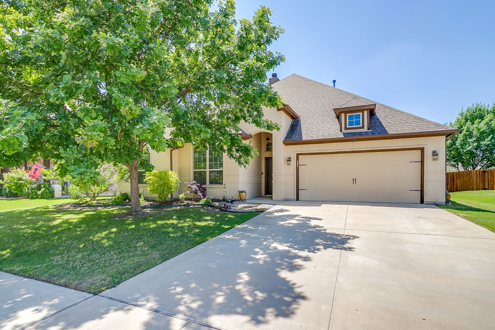 3936 Brookdale Road Benbrook TX 76116