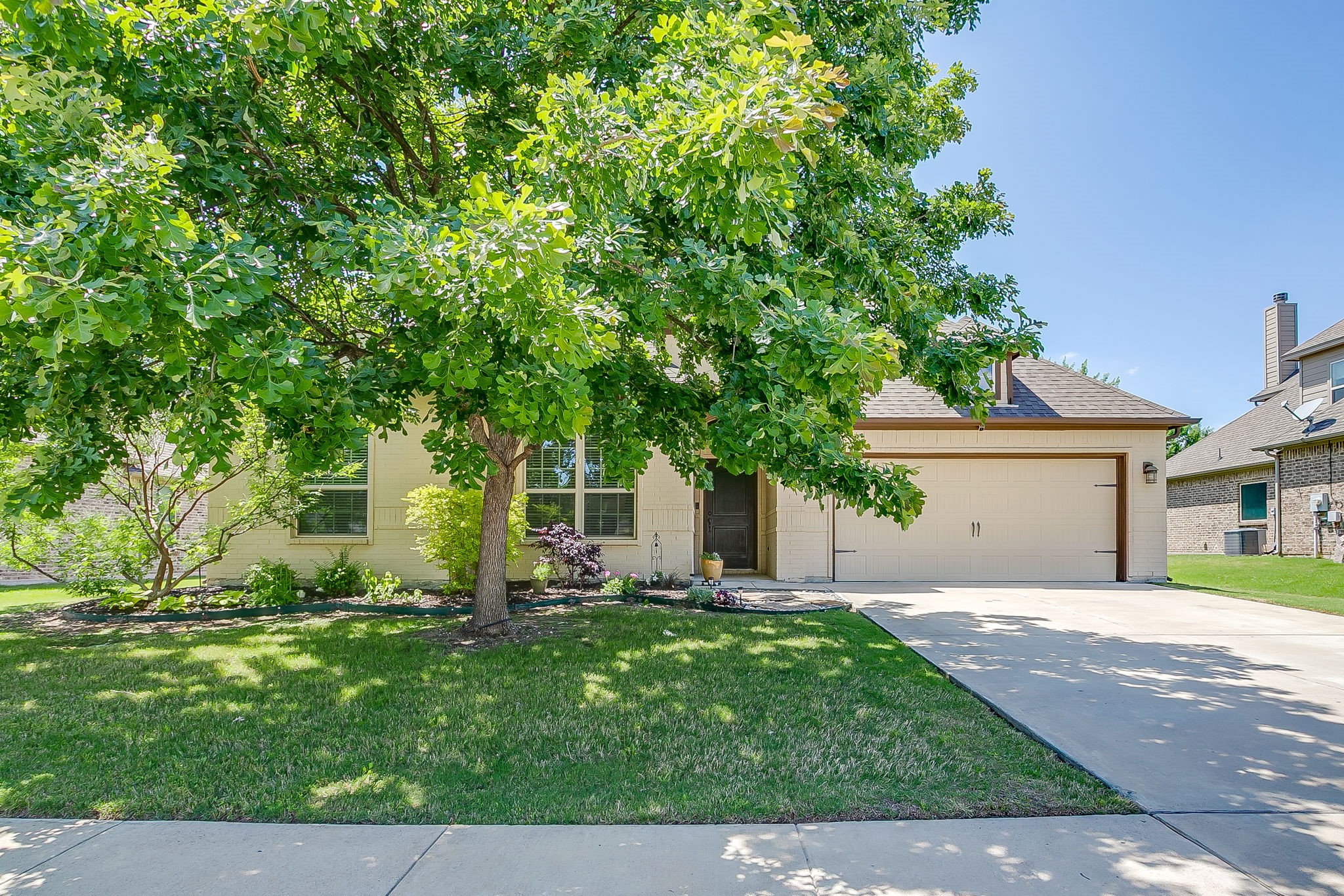3936 Brookdale Road Benbrook TX 76116