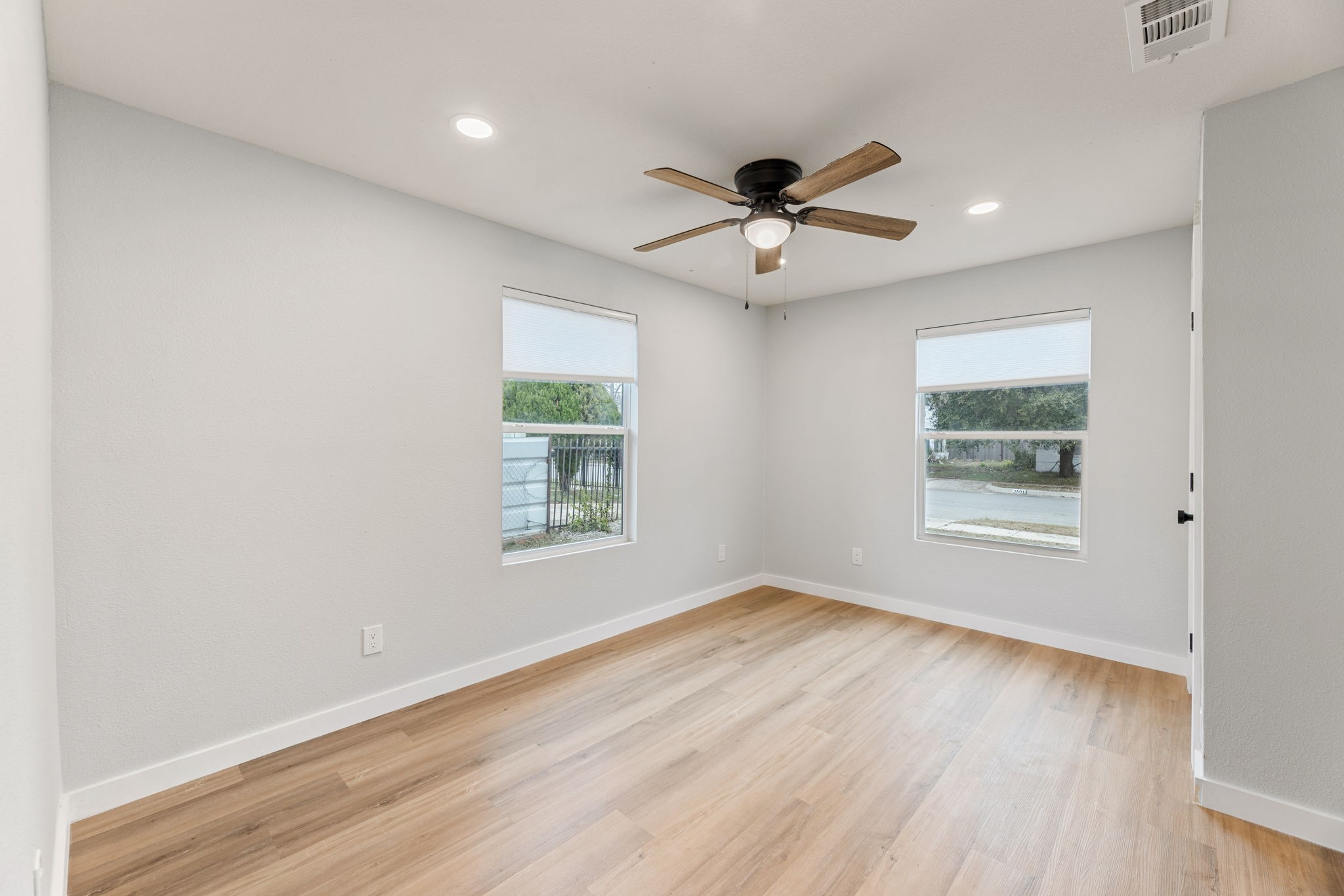 2512 Campbell Street Fort Worth TX 76105