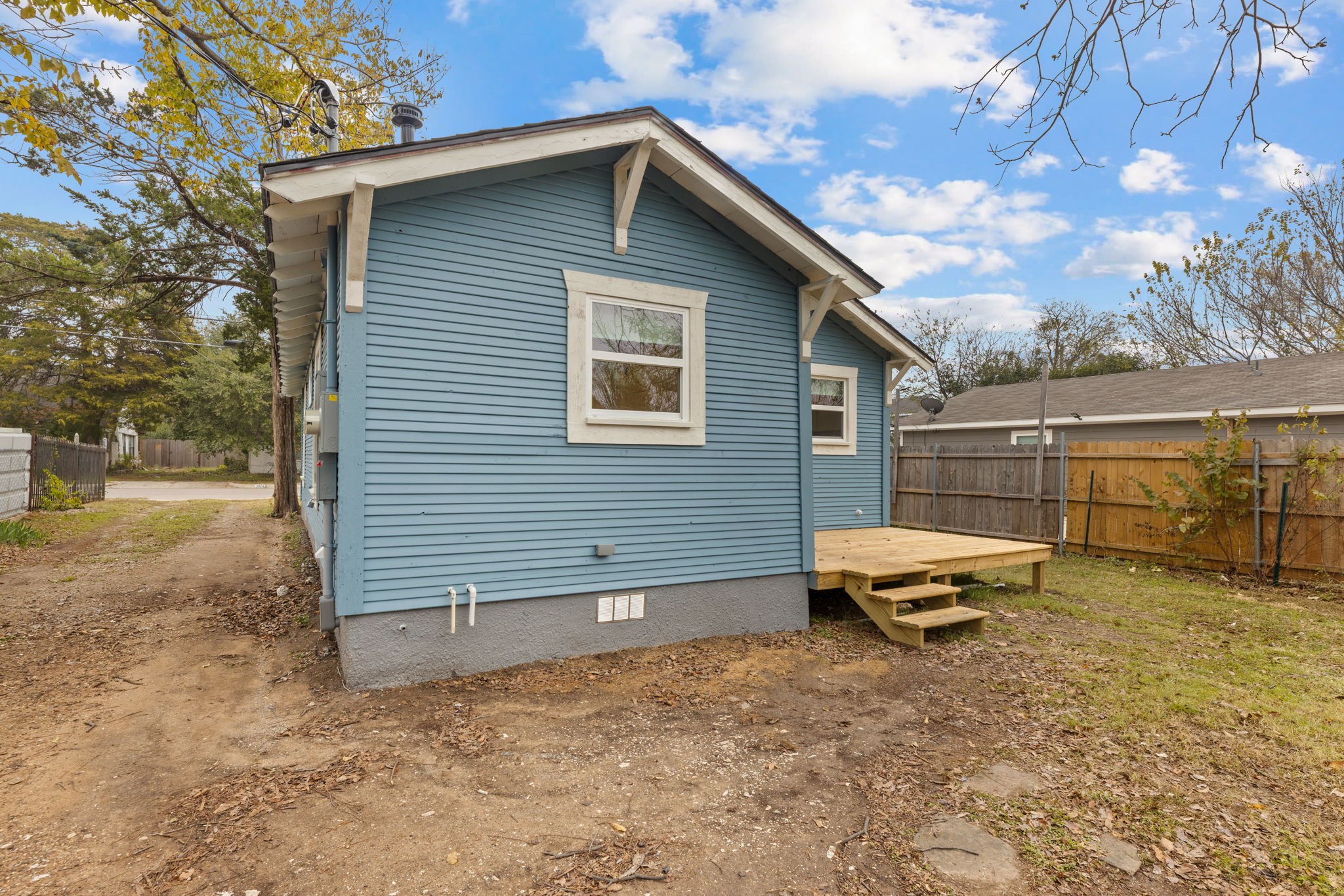 2512 Campbell Street Fort Worth TX 76105