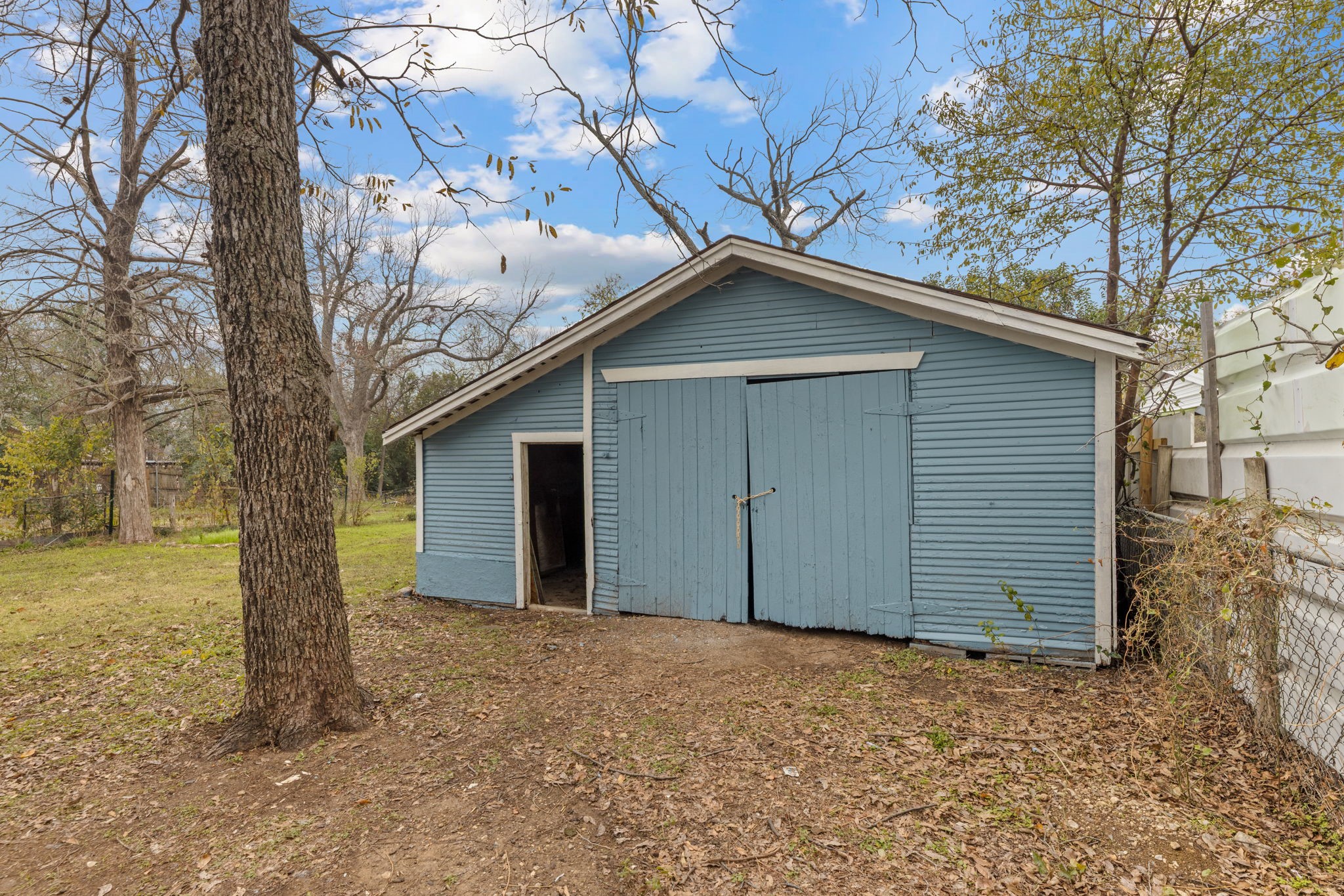 2512 Campbell Street Fort Worth TX 76105