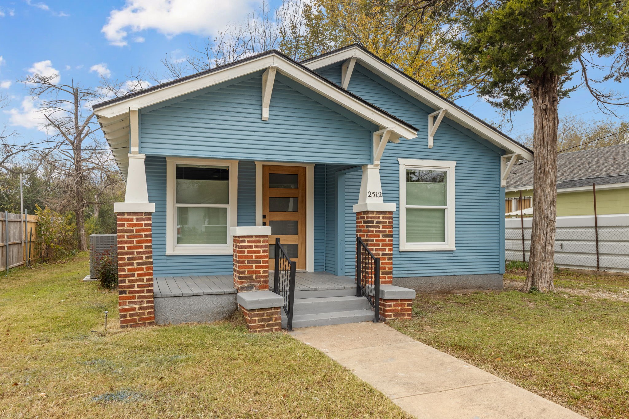 2512 Campbell Street Fort Worth TX 76105