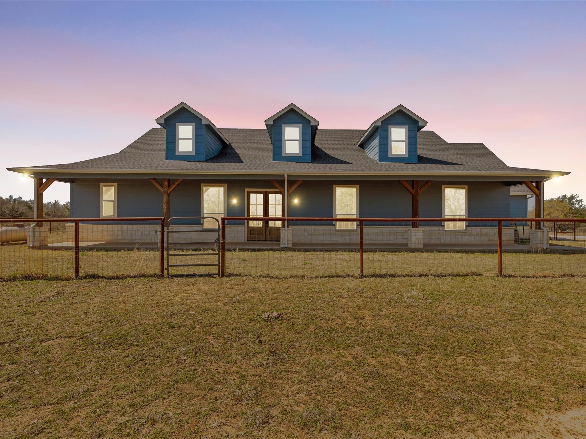 851 Hood Court Granbury TX 76048