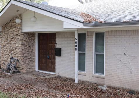 5608 Wimbleton Way Fort Worth TX 76133