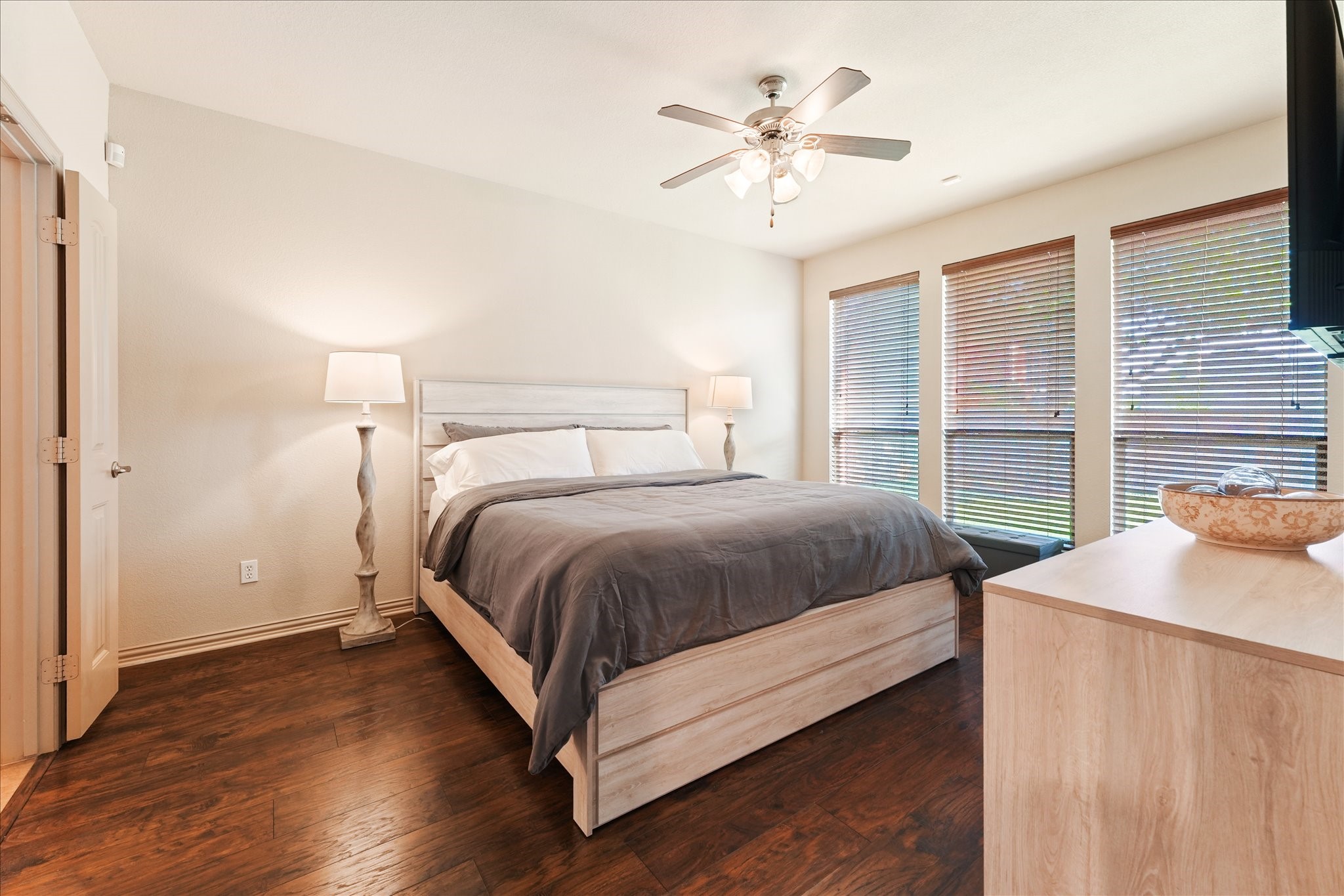 320 Gotland Drive Grand Prairie TX 75052