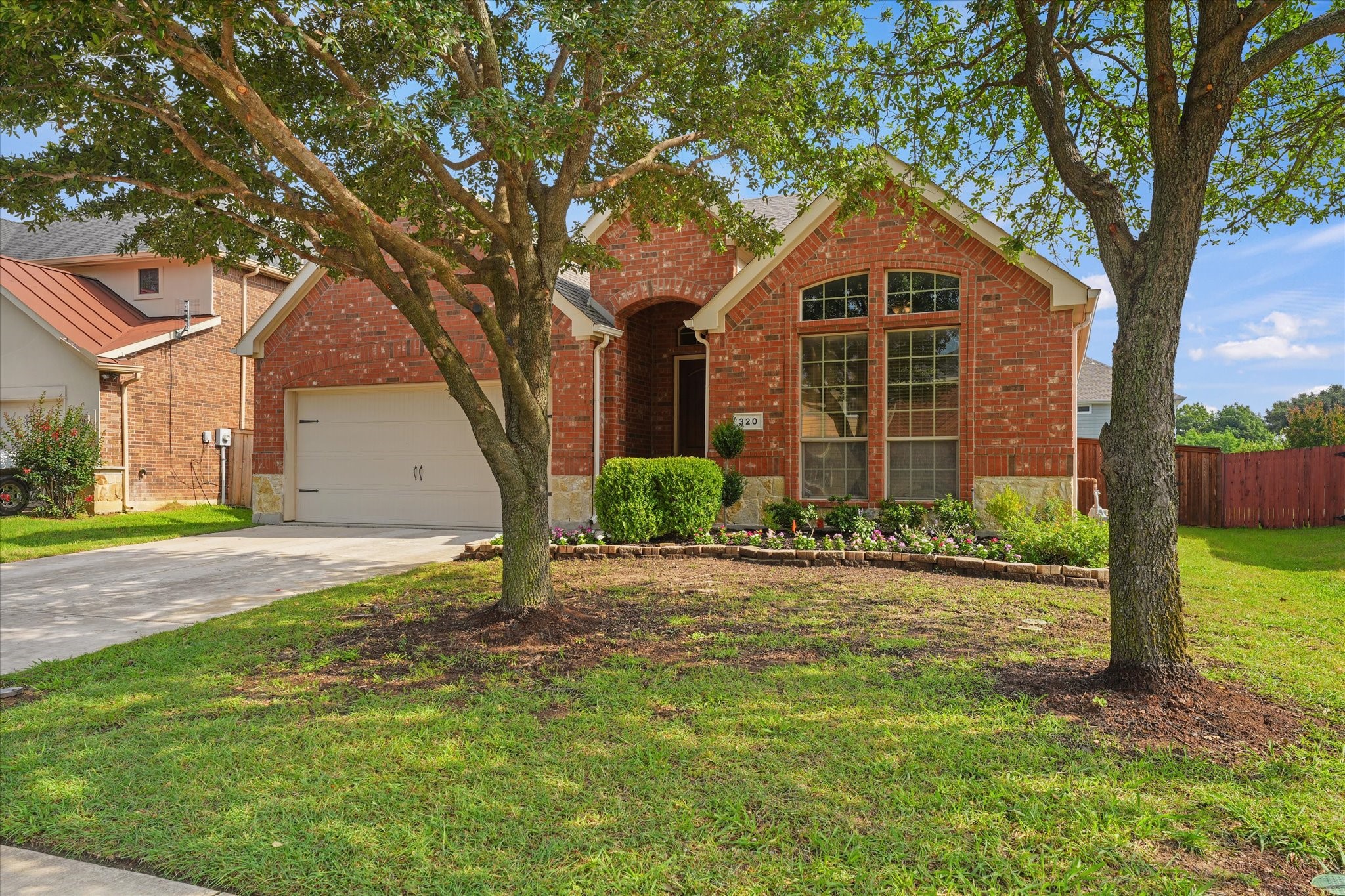 320 Gotland Drive Grand Prairie TX 75052