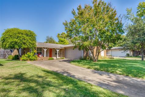 916 Meadow View Drive Richardson TX 75080