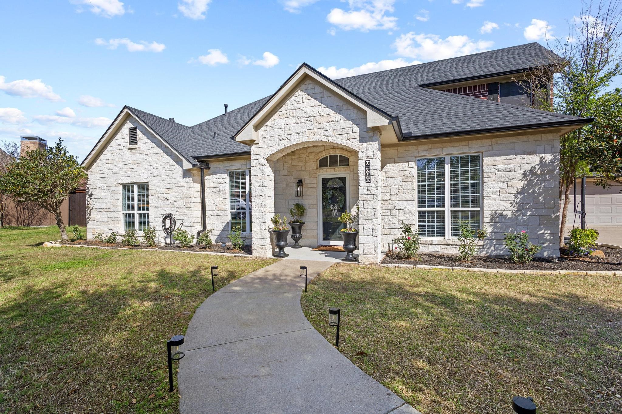 2306 Chandler Court Sherman TX 75092