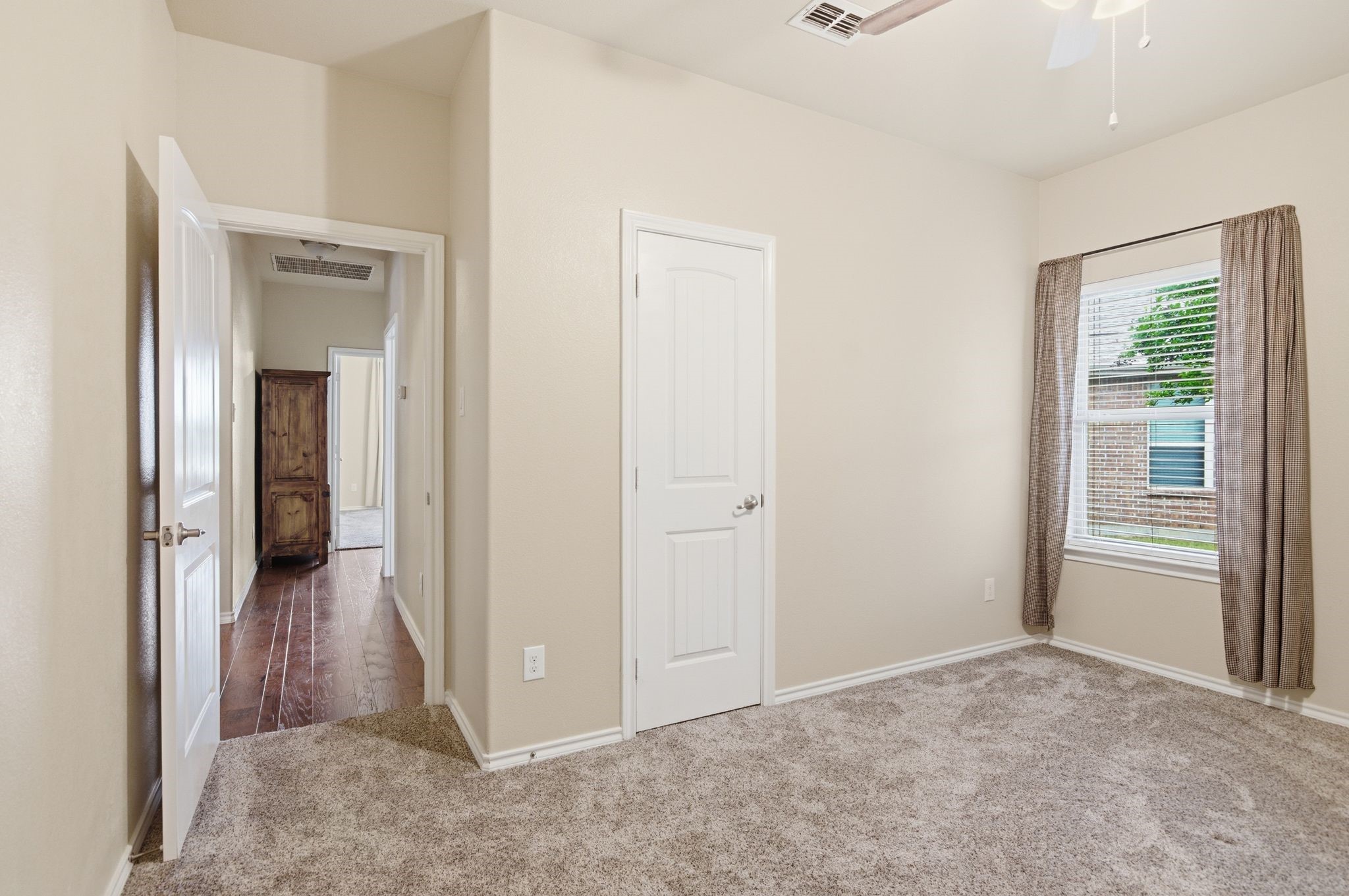 5805 Glenwood Drive Denton TX 76208