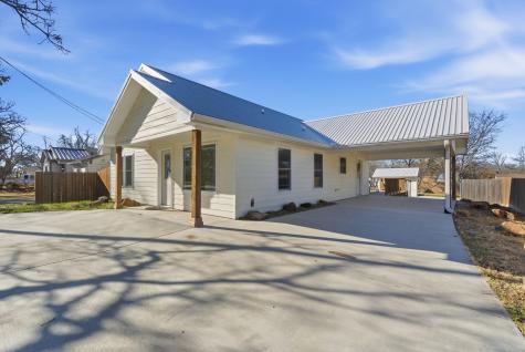 306 Dale Avenue Stephenville TX 76401