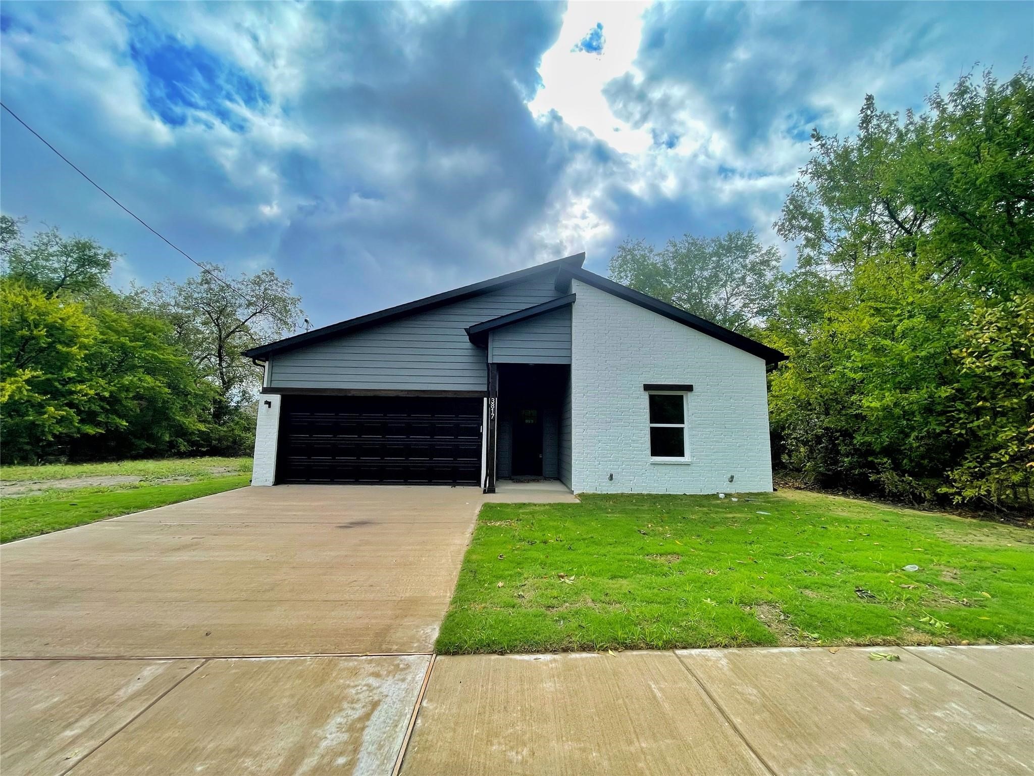 3817 Spencer Street Greenville TX 75401
