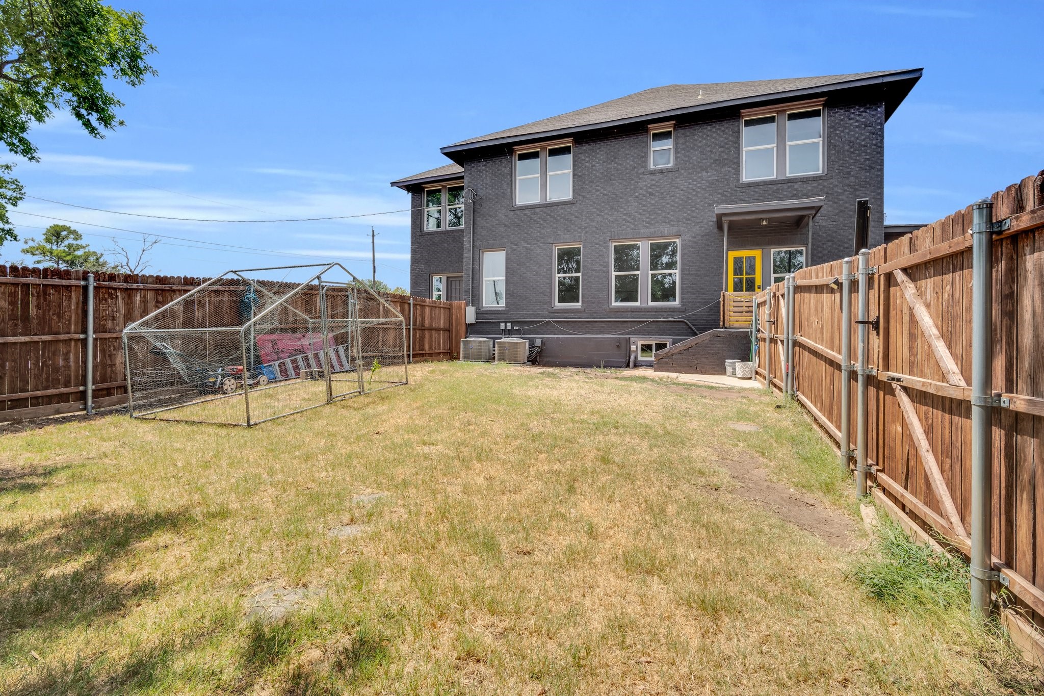 805 E Wise Street Bowie TX 76230