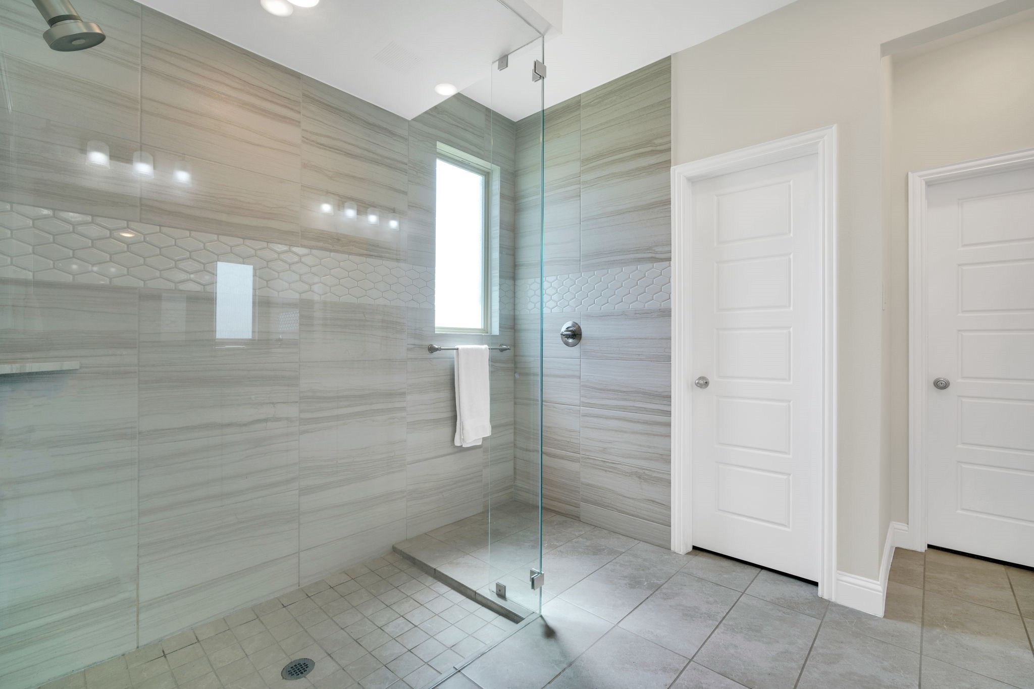 1601 Bearpath Way Gunter TX 75058