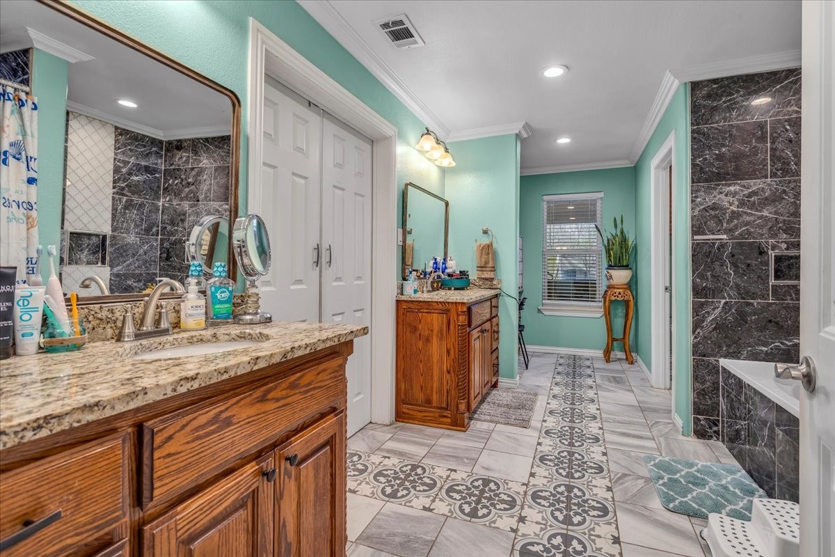 812 E Mcgee Street Sherman TX 75090