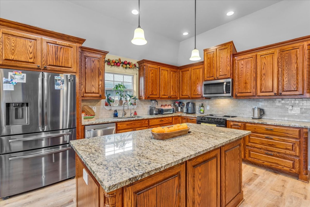 812 E Mcgee Street Sherman TX 75090