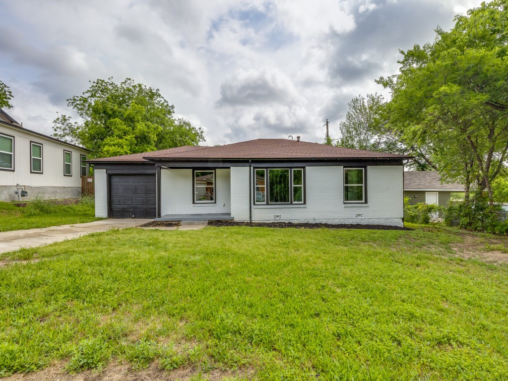 1616 Woodlawn Street River Oaks TX 76114