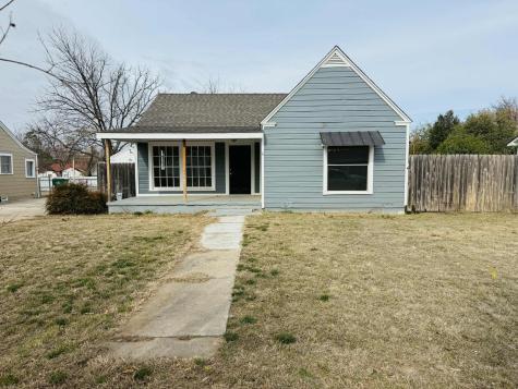 209 Hollywood Street Coleman TX 76834