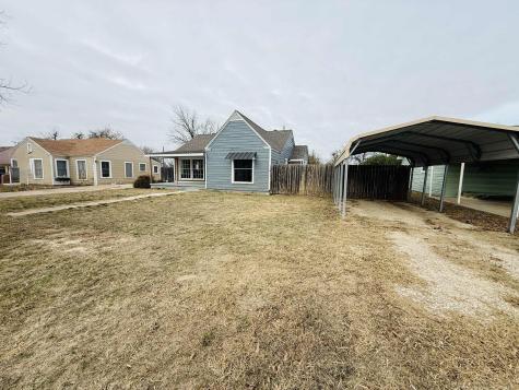 209 Hollywood Street Coleman TX 76834