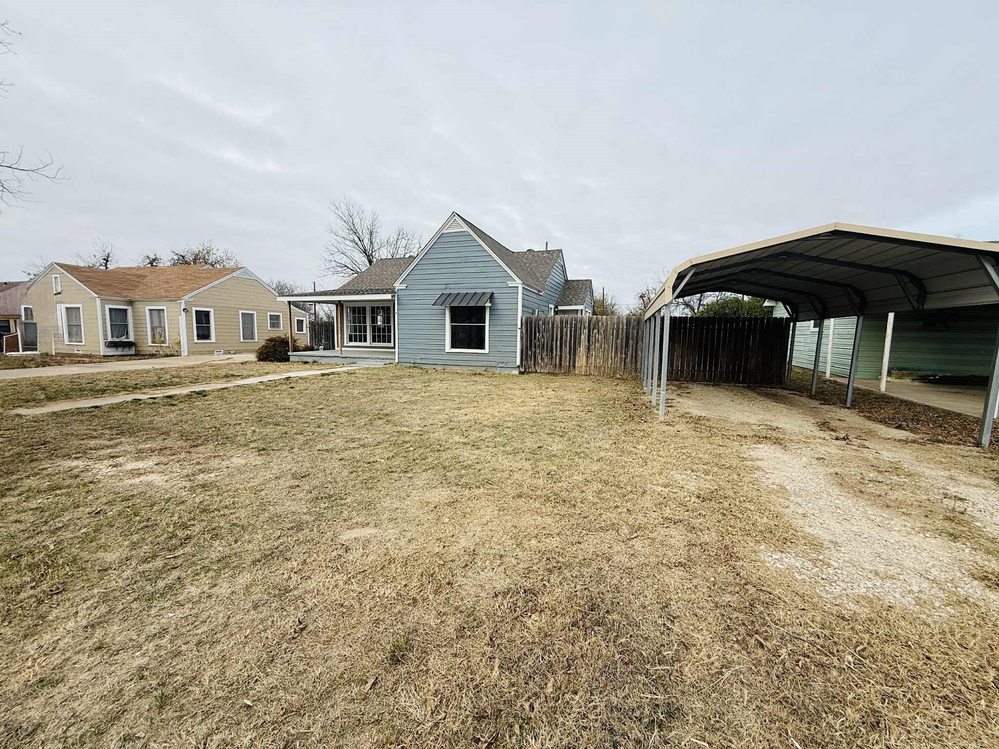 209 Hollywood Street Coleman TX 76834