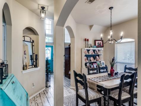 6811 Shore Breeze Court Arlington TX 76016