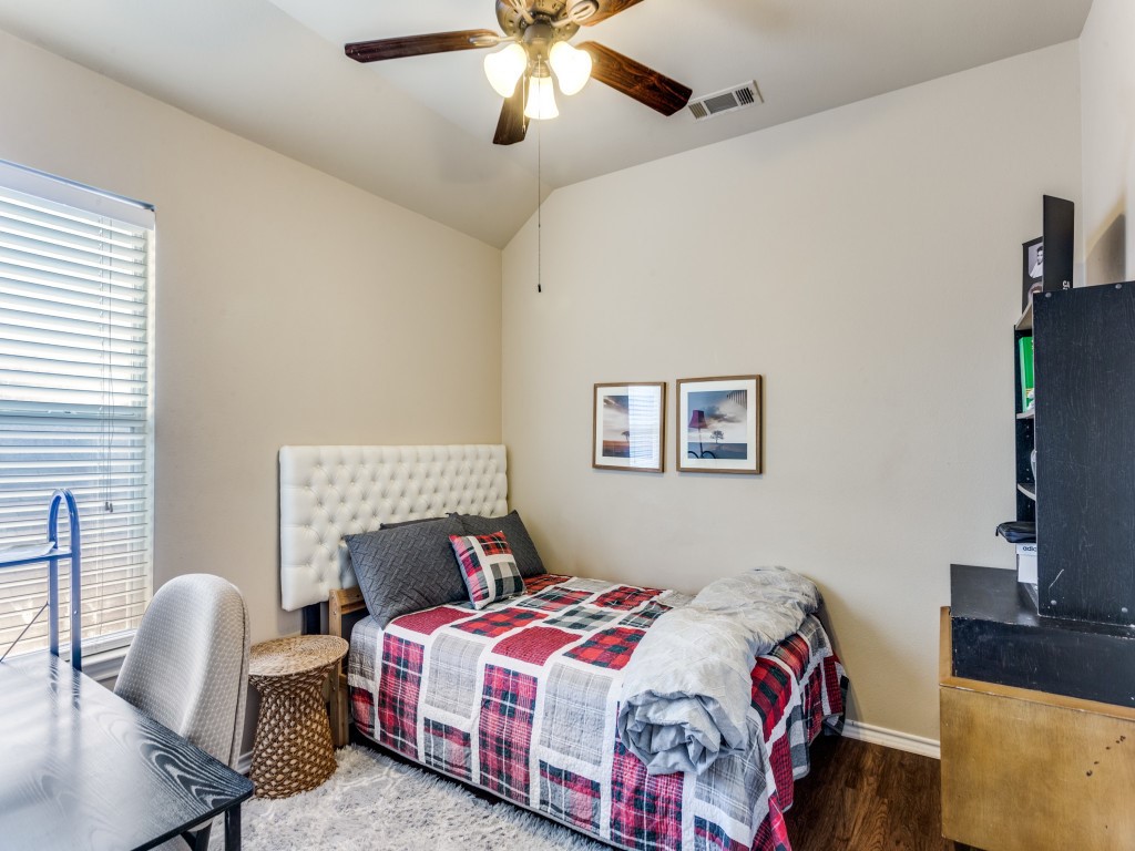 6811 Shore Breeze Court Arlington TX 76016