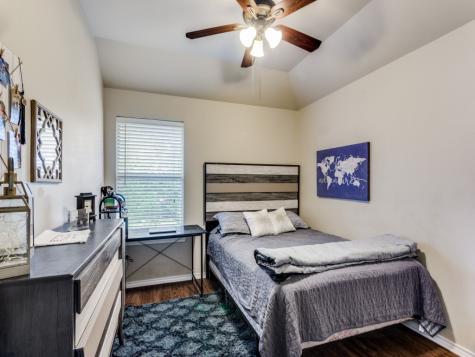 6811 Shore Breeze Court Arlington TX 76016