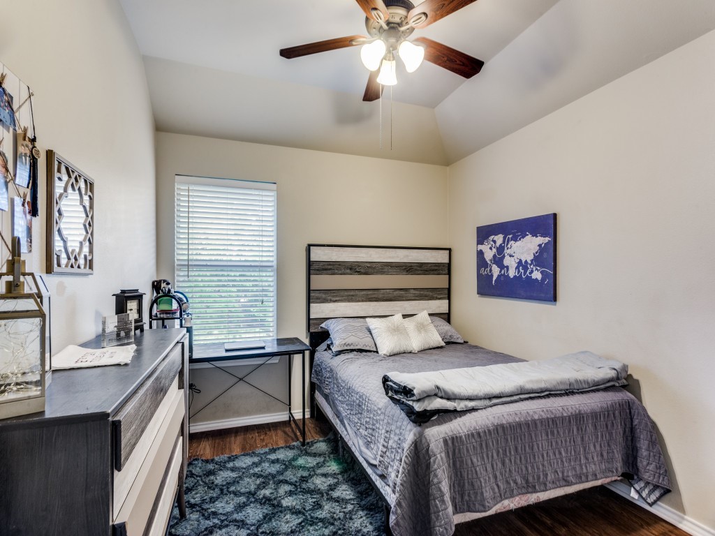 6811 Shore Breeze Court Arlington TX 76016