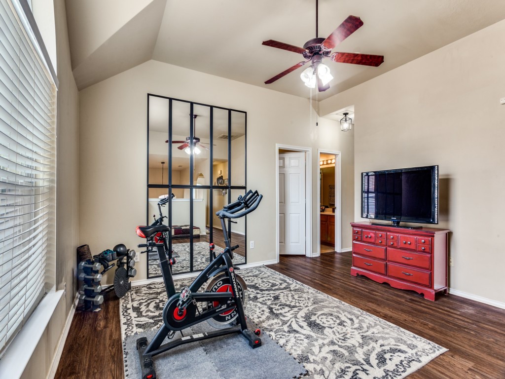 6811 Shore Breeze Court Arlington TX 76016