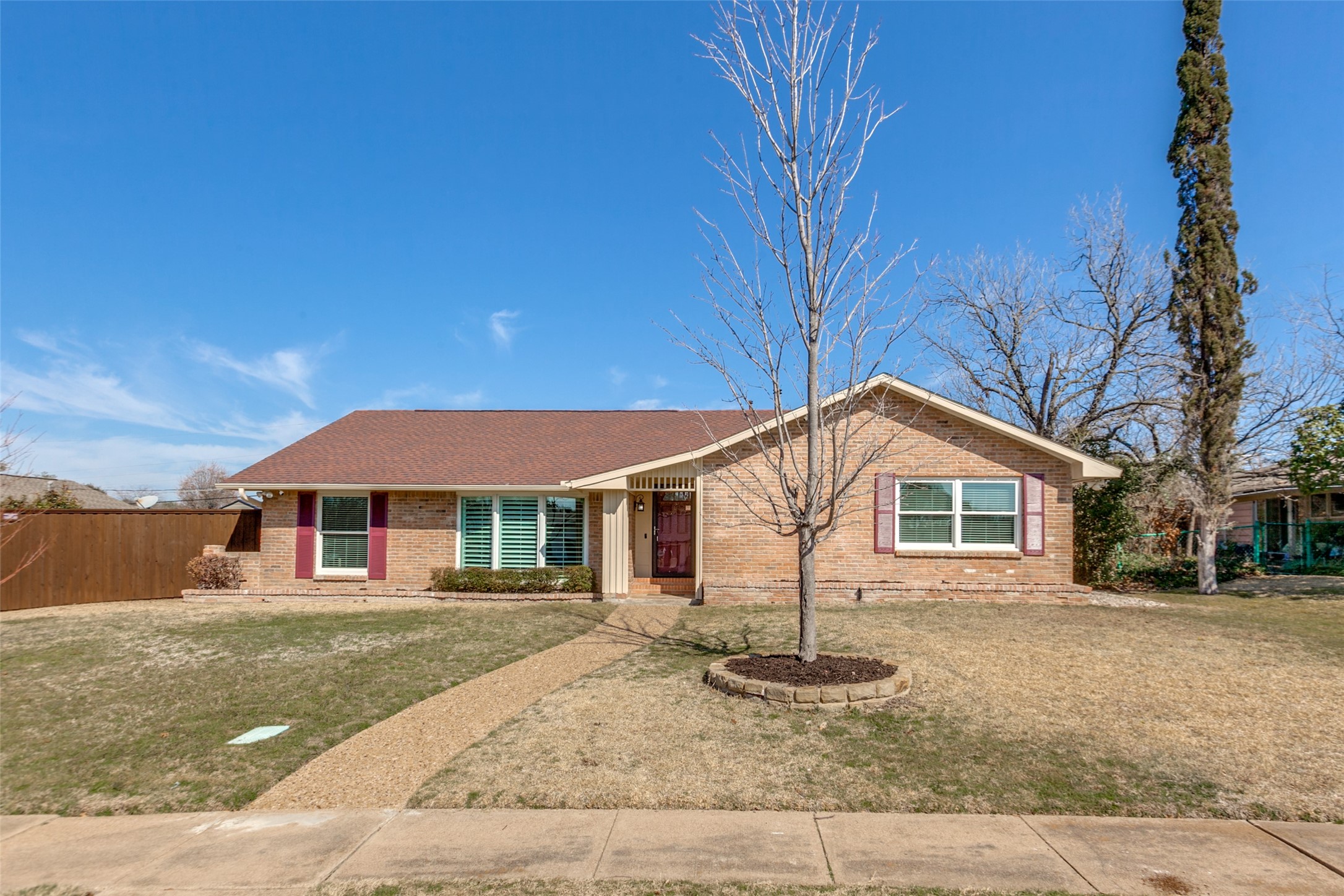 6709 Roundrock Road Dallas TX 75248