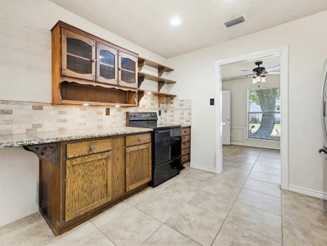2325 Lancecrest Drive Garland TX 75044