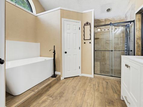 2325 Lancecrest Drive Garland TX 75044