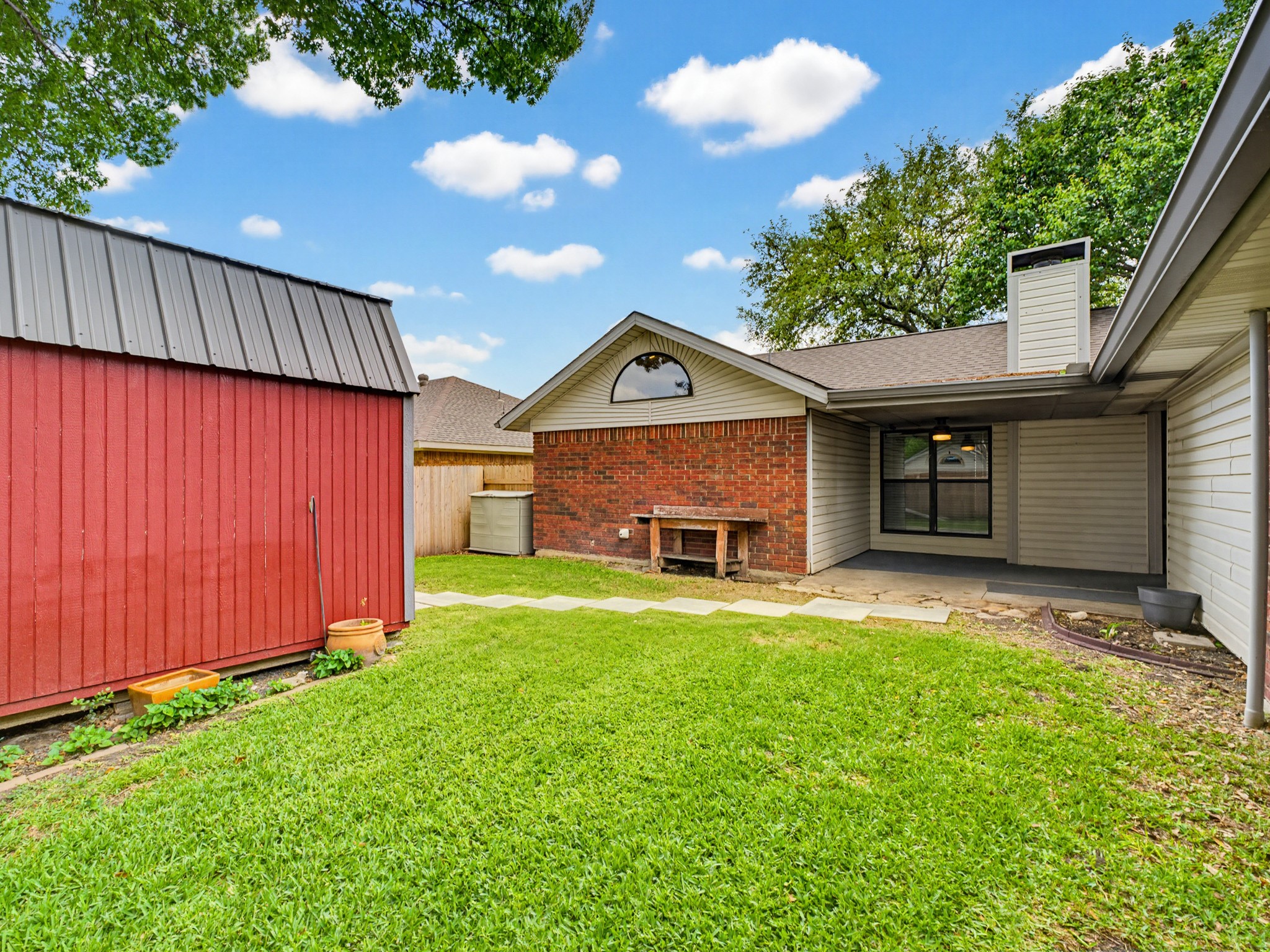 2325 Lancecrest Drive Garland TX 75044