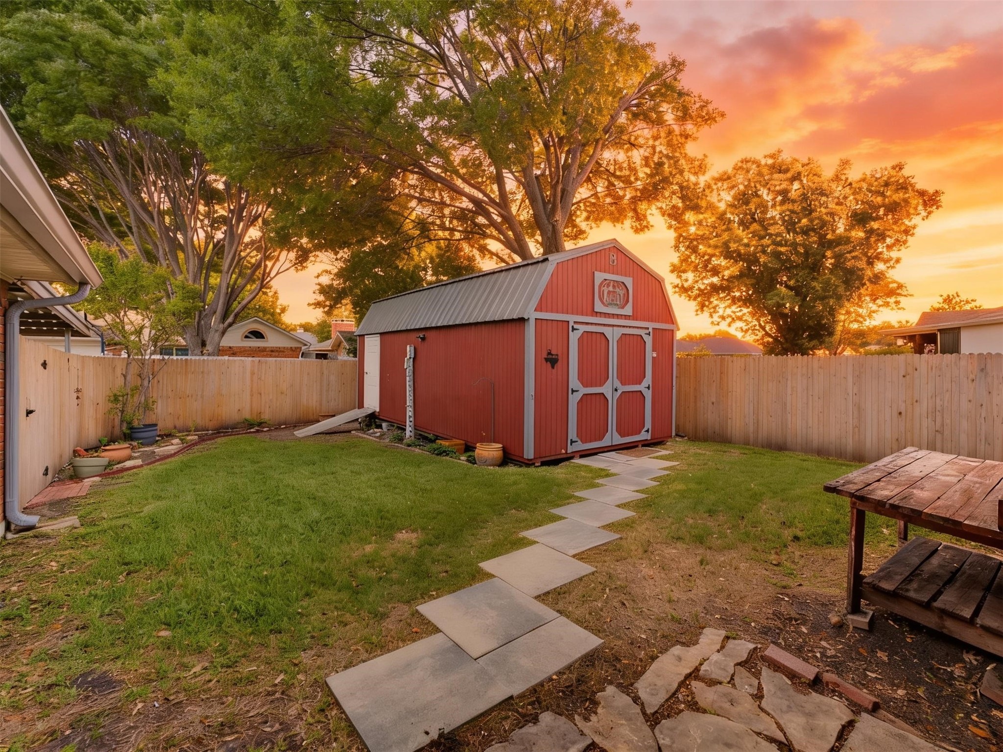 2325 Lancecrest Drive Garland TX 75044