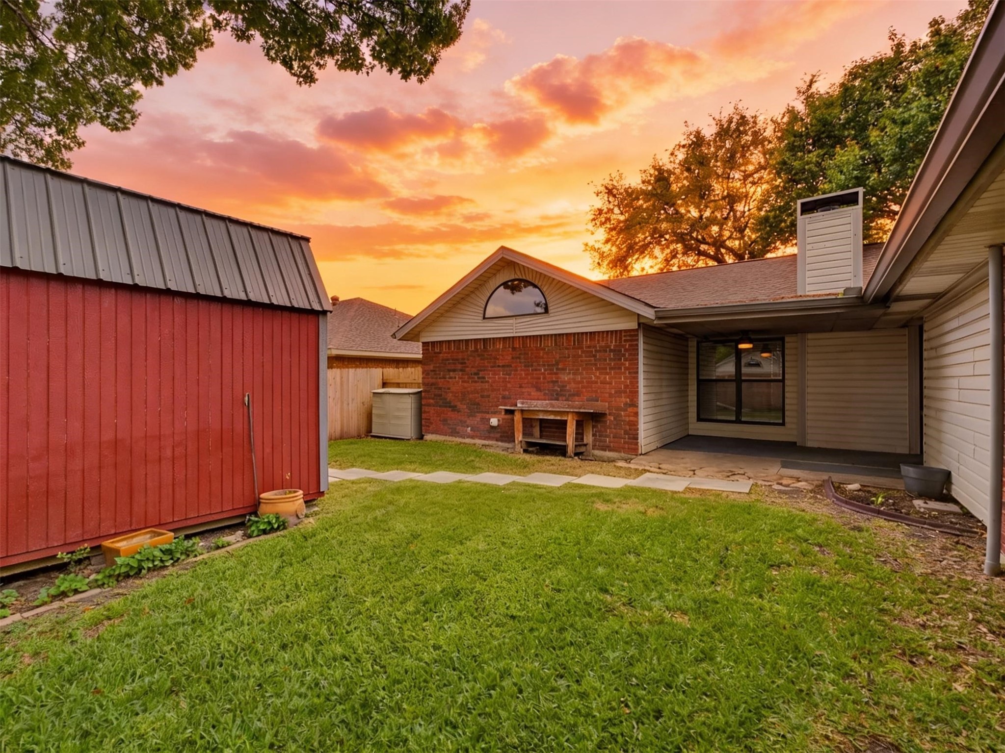 2325 Lancecrest Drive Garland TX 75044