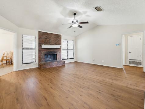 2325 Lancecrest Drive Garland TX 75044