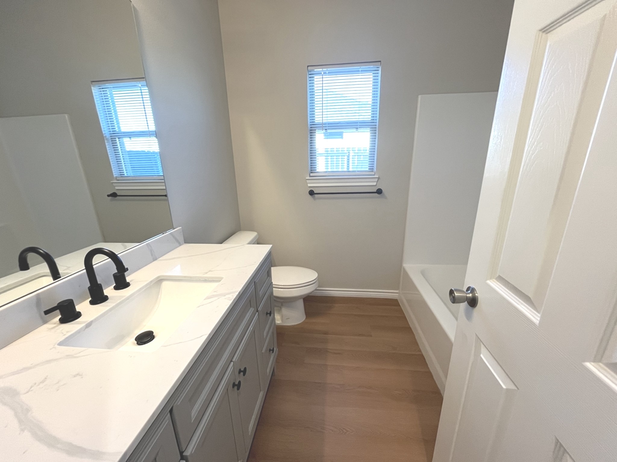 316 W James Street Mabank TX 75147