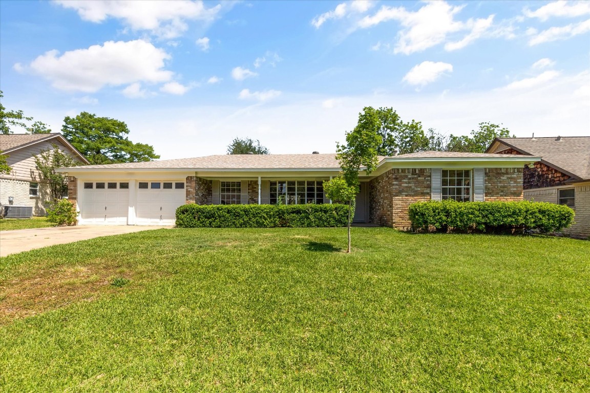 3704 Glenmont Drive Fort Worth TX 76133