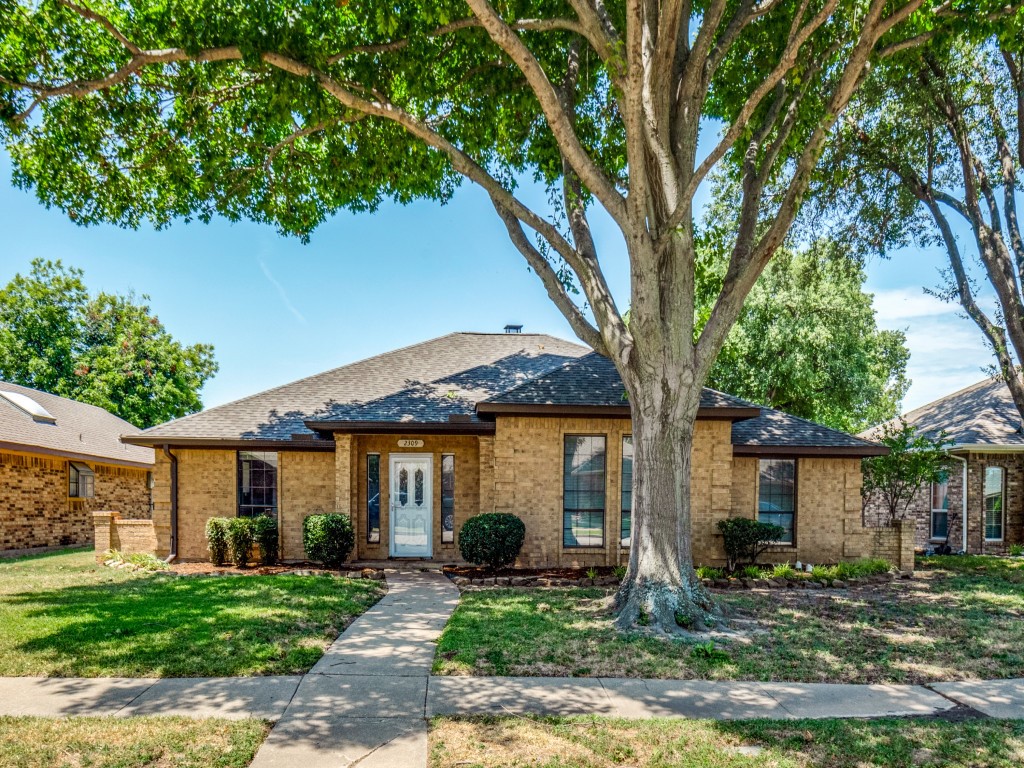 2309 Brownlee Boulevard Rowlett TX 75088