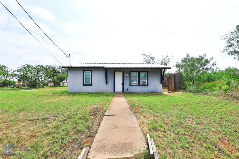 803 Coke Street Sweetwater TX 79556