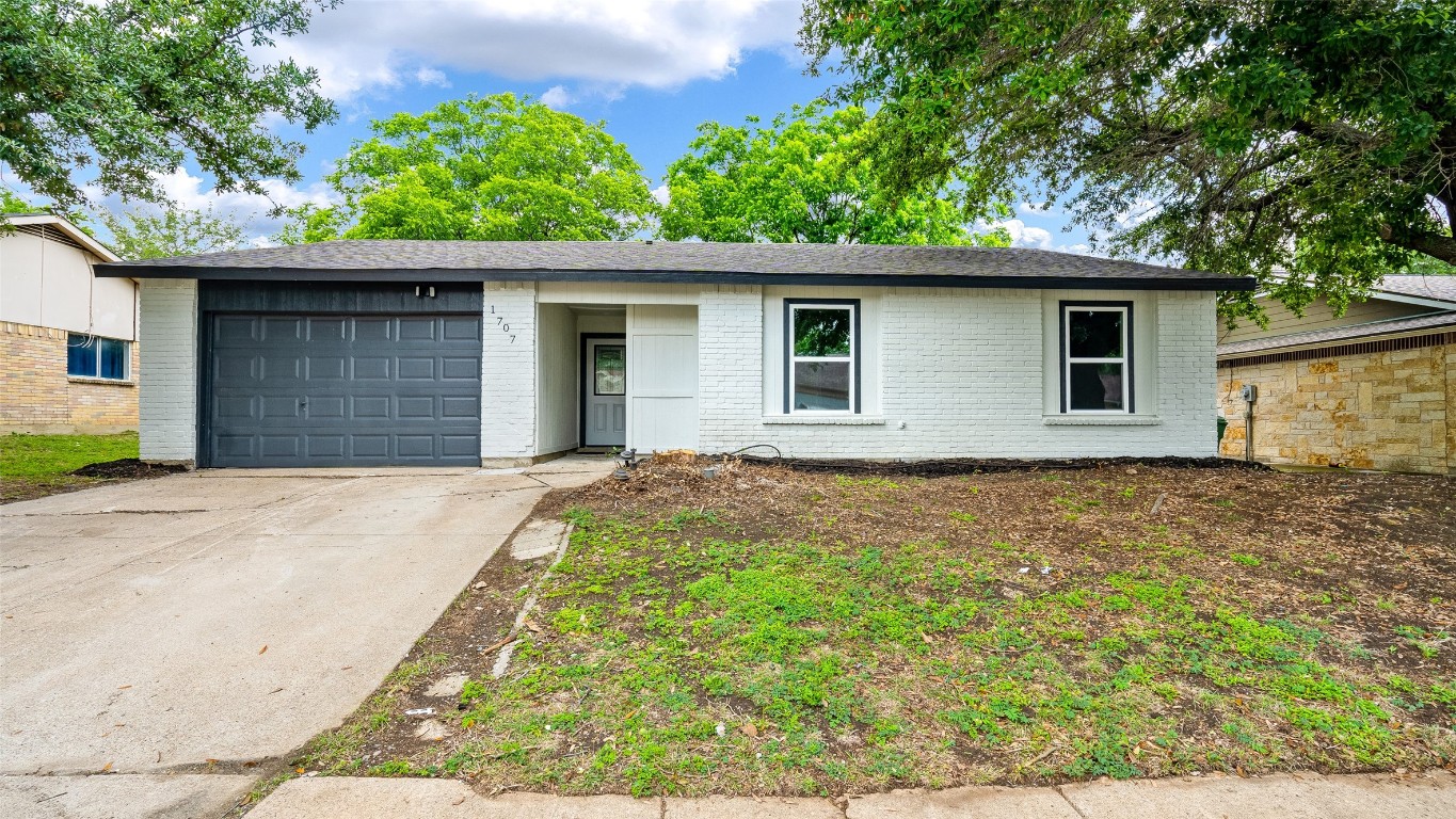 1707 Granada Drive Arlington TX 76014