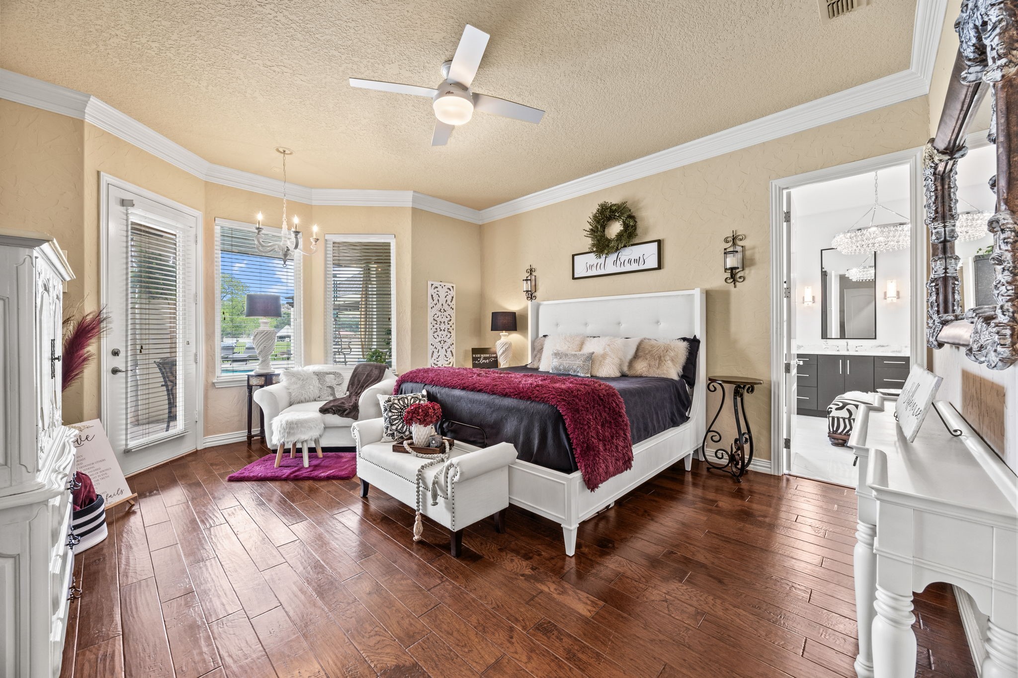 1300 E Scandinavian Court Granbury TX 76048