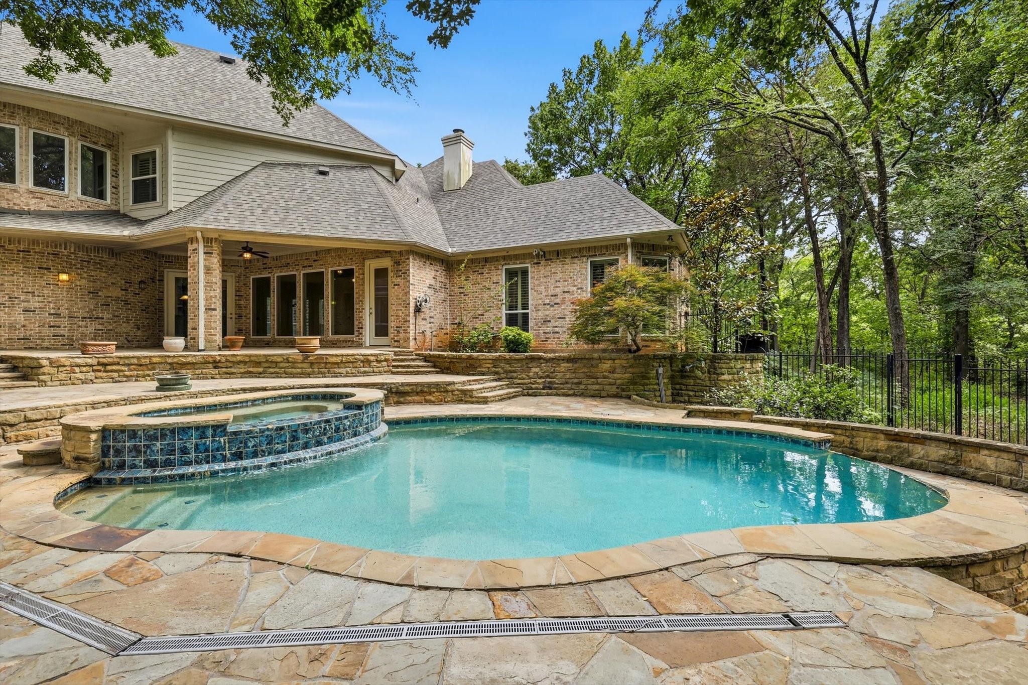 970 Crystal Cove Oak Point TX 75068