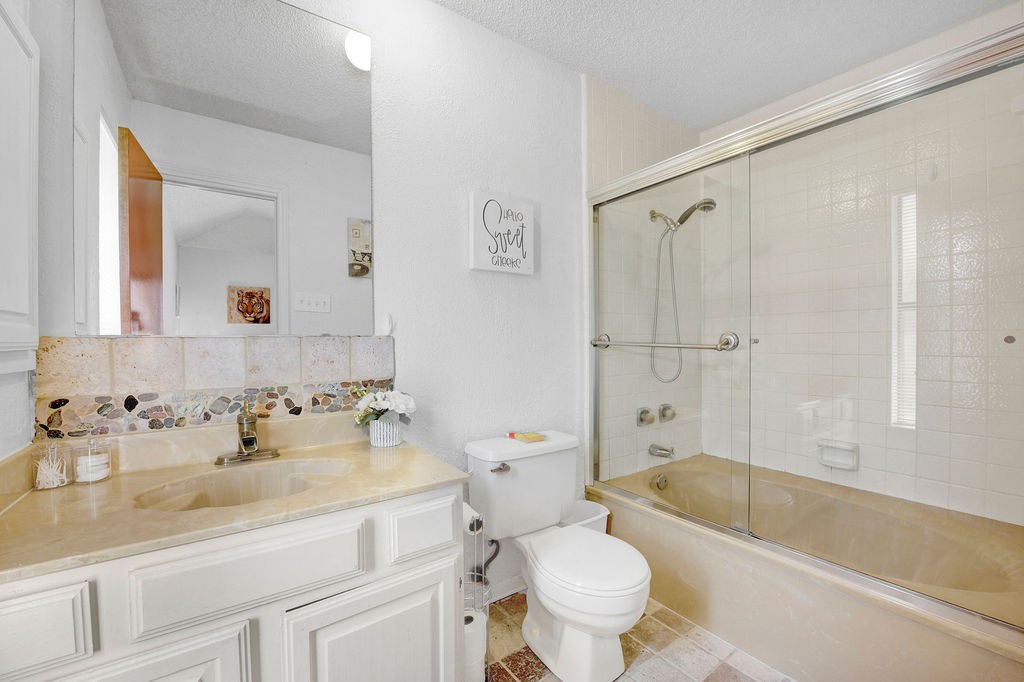 4823 Hollow Ridge Road Dallas TX 75227