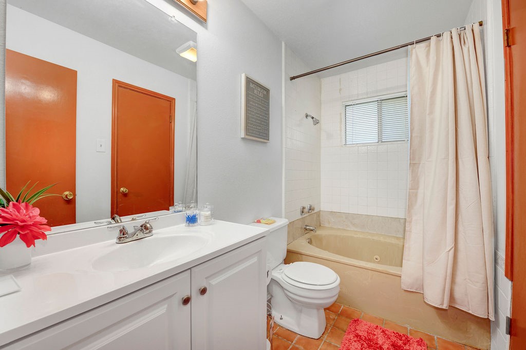 4823 Hollow Ridge Road Dallas TX 75227
