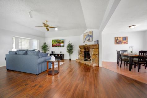4823 Hollow Ridge Road Dallas TX 75227